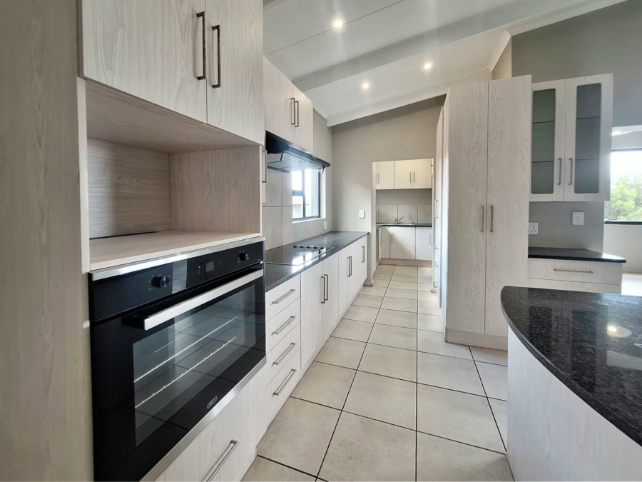 3 Bedroom Property for Sale in Magalies Golf Estate North West
